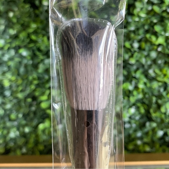 Love Craft Beauty Powder Brush #2 | NEW | Houndstooth Pattern - Picture 3 of 8